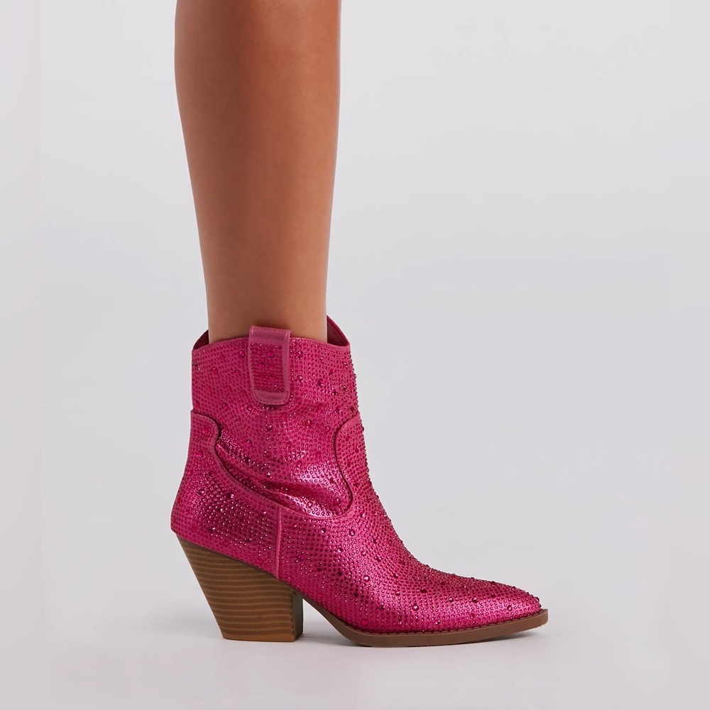 NWT Glitzy Rhinestone Western Booties